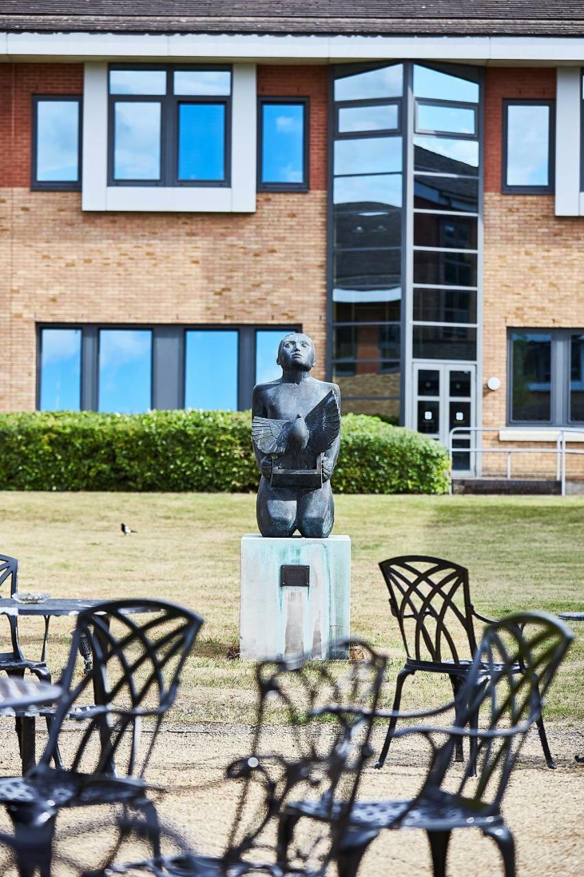 Hotel Kents Hill Park Training & Conference Centre Milton Keynes Esterno foto
