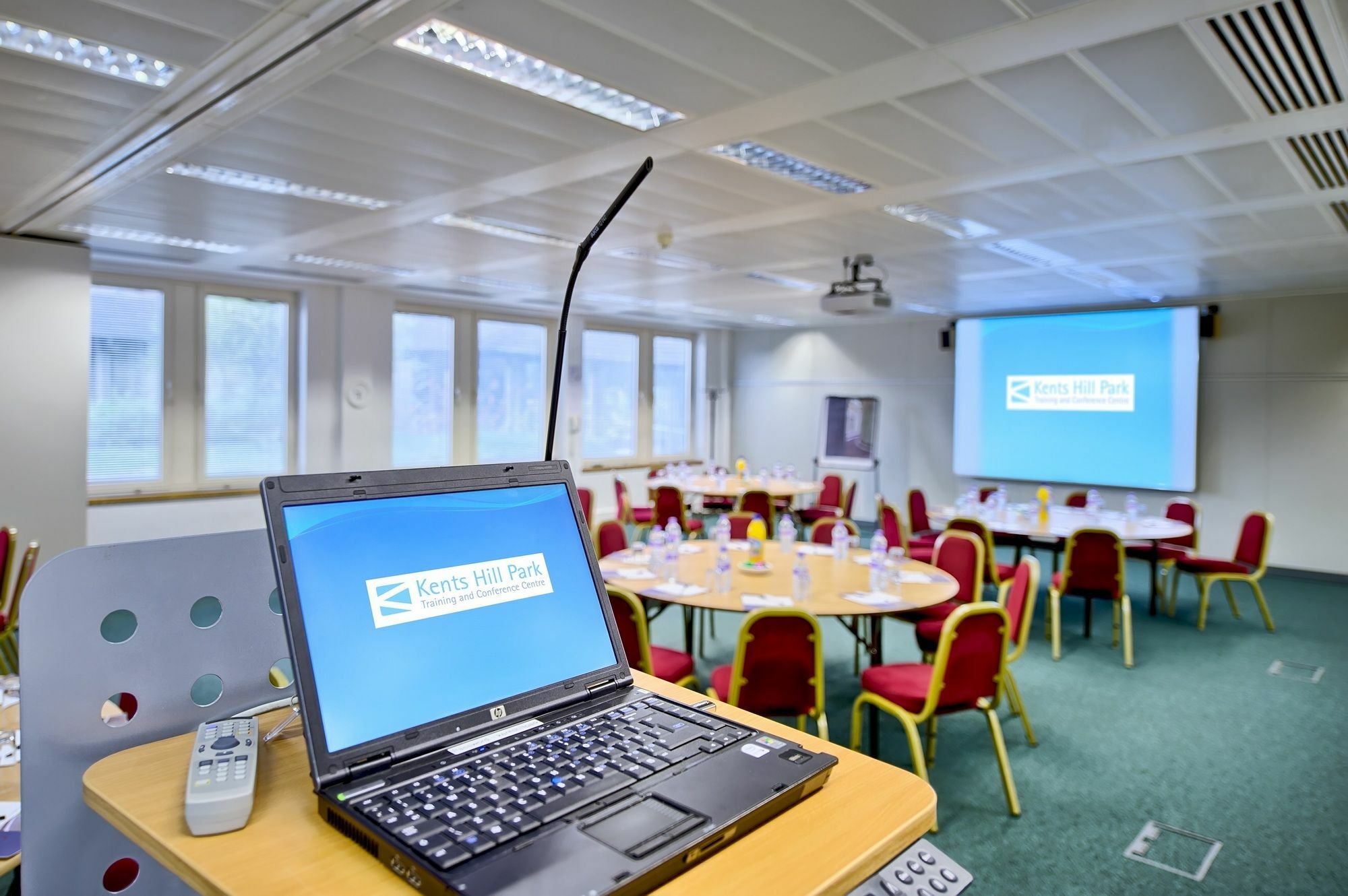 Hotel Kents Hill Park Training & Conference Centre Milton Keynes Esterno foto